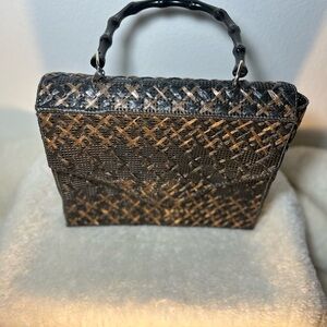 Brown Woven Straw Purse| Wooden Handle| Brown and Black